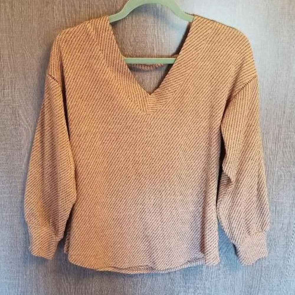 MAURICES LONG SLEEVE  TOP -  SMALL